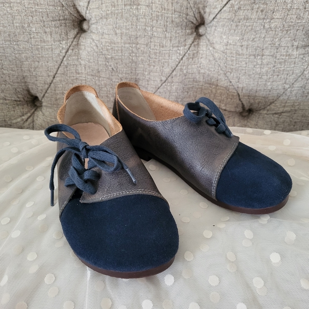 Cute flexible blue & gray shoe